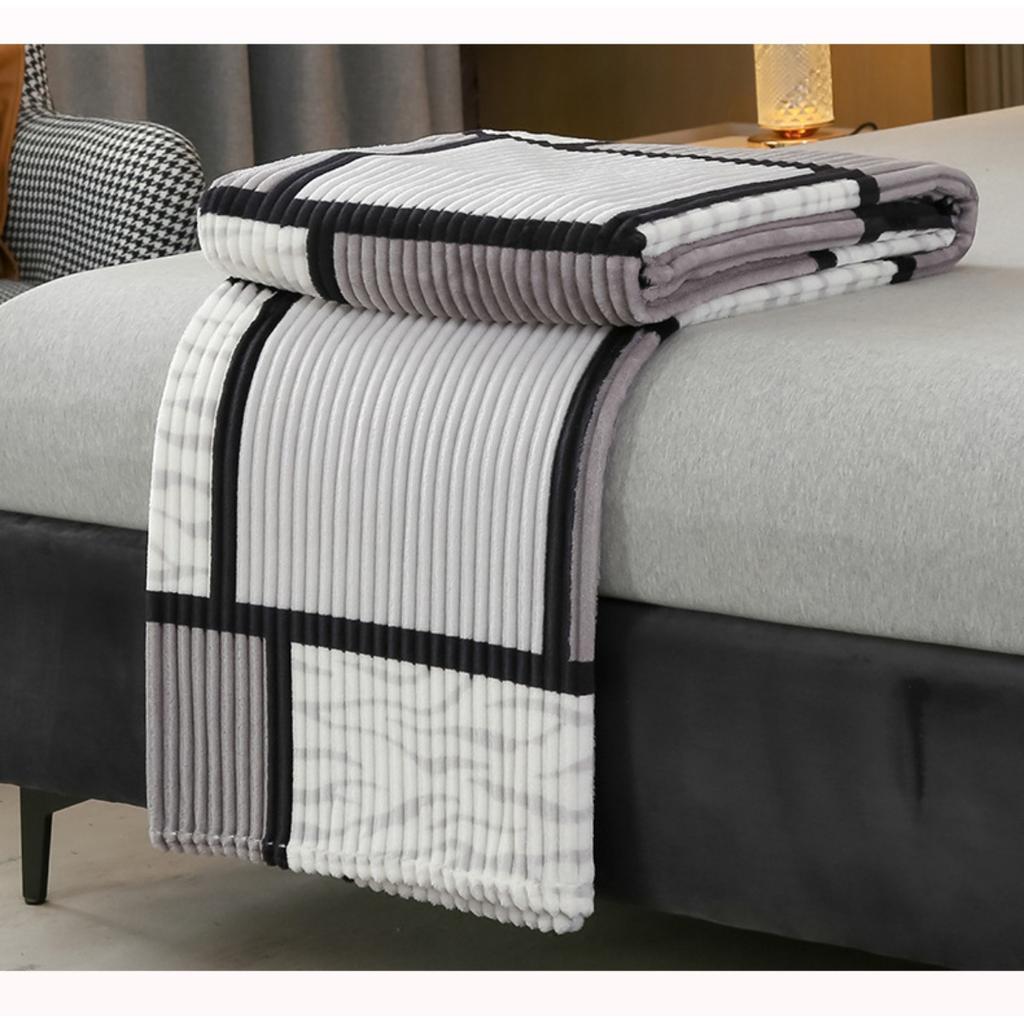 High-quality Milk Velvet Blanket with Geometric Square Print, Suitable for Bed, Travel, and Car Use. Made of Soft and Comfortable Polyester Fabric