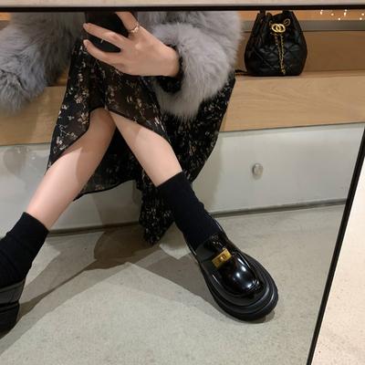 [] Городская зона~ кожаные туфли-лодочки с круглым носком на толстой подошве с золотой пряжкой, женские туфли из маленькой кожи