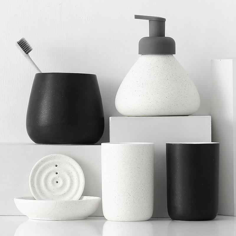 Nordic Ceramics Bathroom Supplies Набор из четырех предметов Аксессуары для ванной комнаты Набор из пяти предметов Бутылка для лосьона Чашка для ополаскивателя для полости рта Мыльница