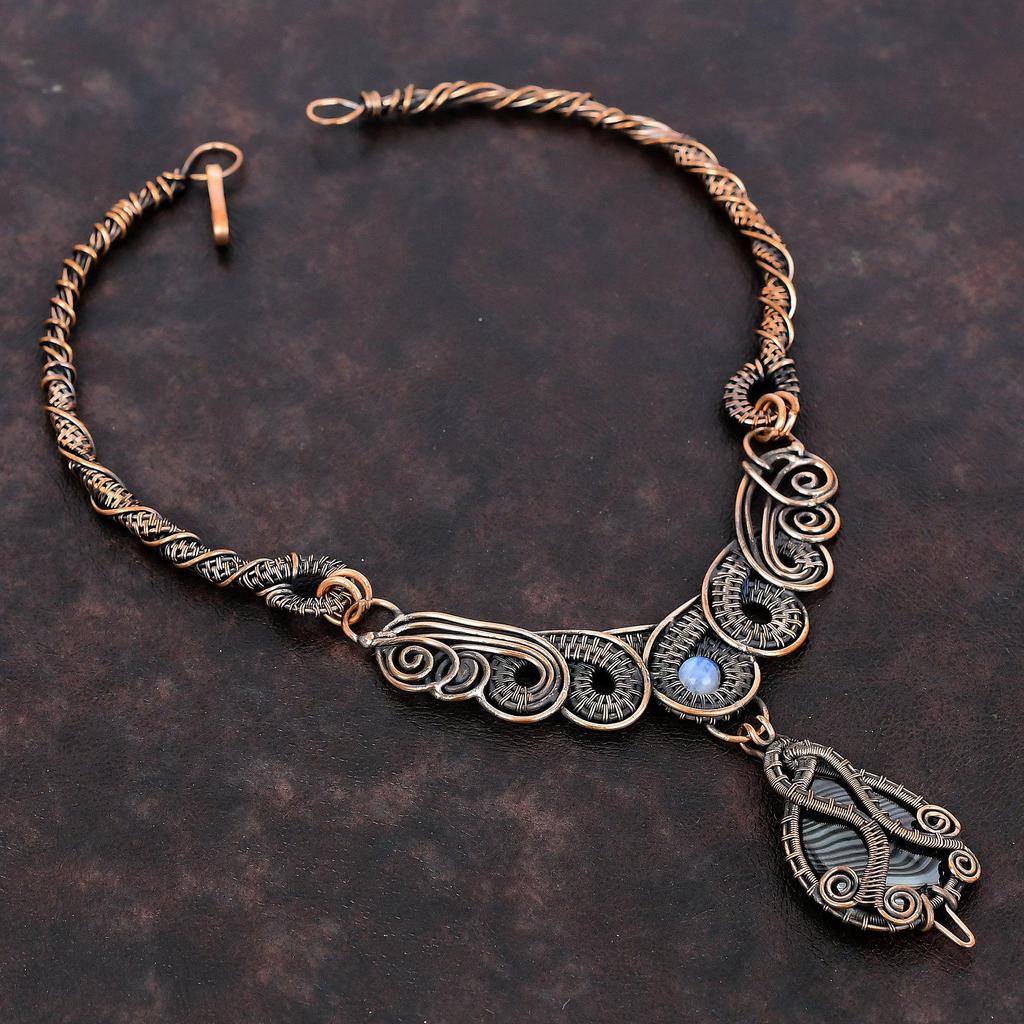 Ожерелье из псиломелана, ожерелье из медной проволоки, ожерелье ручной работы с радужным лунным камнем, дизайнерское ожерелье, свадебный подарок, драгоценный камень, медные украшения