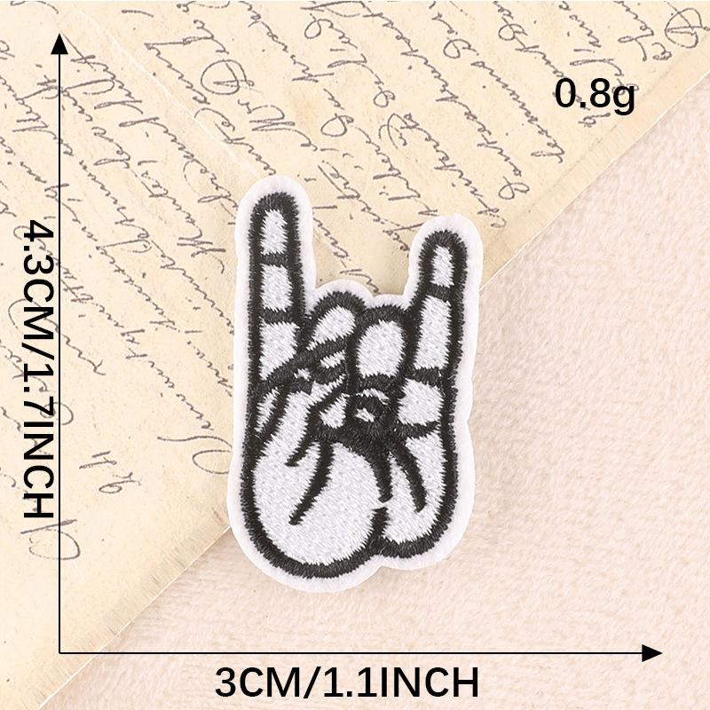 Embroidery Label English Alphabet Cloth Label DIY Patch Sticker Clothing Accessories Cloth Badge Embroidery Sticker Cloth Sticker
