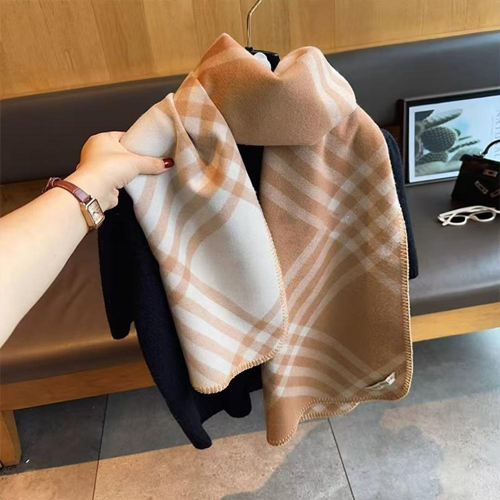 Quanzhixian Plaid Scarf Women's Winter High-end Double-sided Two-color Personalized Imitation Cashmere Shawl War Horse Scarf