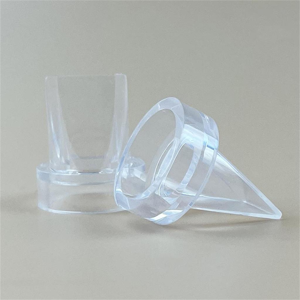 Эффективная силиконовая насадка для молокоотсоса с клапанами «утконос». Резиновые клапаны предотвращают обратный поток молока и повышают эффективность.