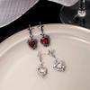Серебряные серьги-игл с красным камнем Хао в форме сердца и звезды с бриллиантовой инкрустацией
