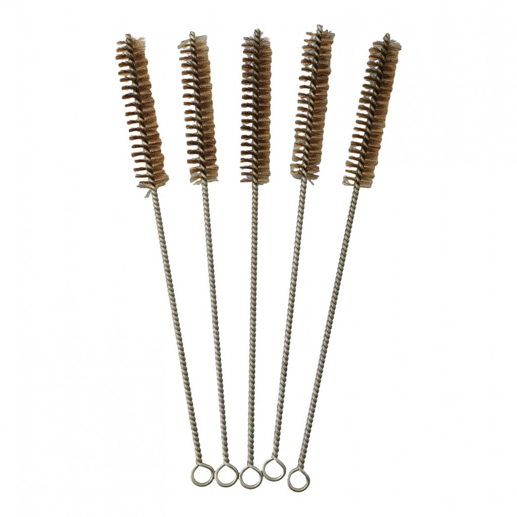 - Удаление ржавчины с помощью щетки из нержавеющей стали и проволочной трубки