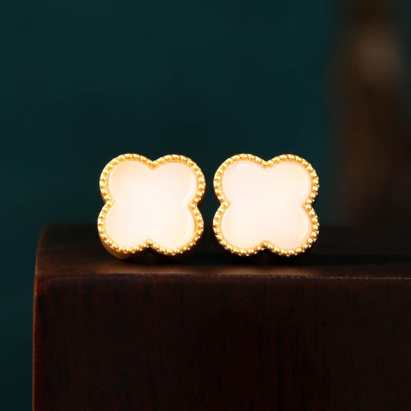 Серьги-пусеты из серебра 925 пробы в стиле Douyin с четырёхлистным клевером и нефритом - Идеальный подарок на праздник 520 для девушки