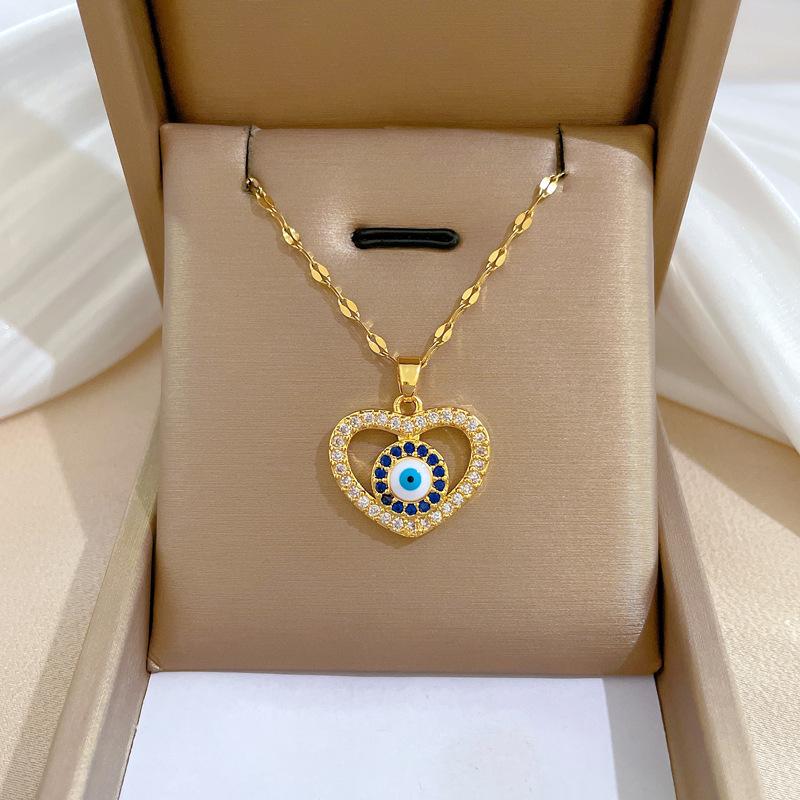 Love Eyes Light Luxury Banquet Wedding Necklace Women'S Versatile Collarbone Chain Titanium Steel Chain