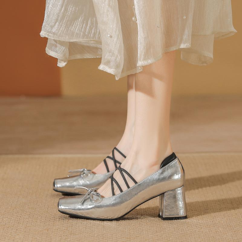 Французские ретро туфли Мэри Джейн на высоком каблуке с квадратной головкой, балетные туфли с перекрестным ремешком, серебристые туфли без каблука.