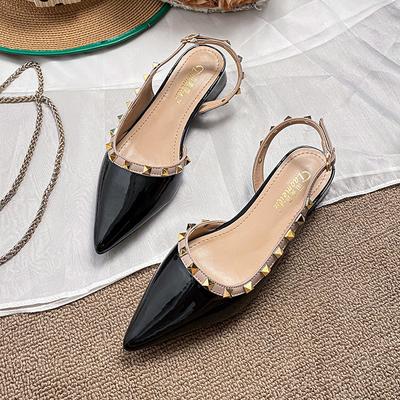 Красивые задние пустые классные тапочки женские 2025 новые туфли на высоком каблуке с заклепками одинарные туфли нишевый дизайн темпераментные остроносые сандалии