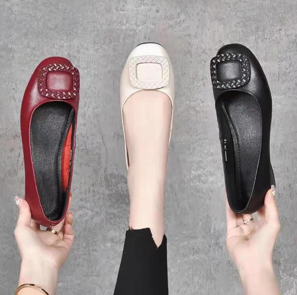 Женские туфли-лодочки на низком каблуке с неглубоким вырезом, новые весенне-осенние, на толстом каблуке, с мягкой подошвой, удобные, с квадратным носком, женские кожаные туфли