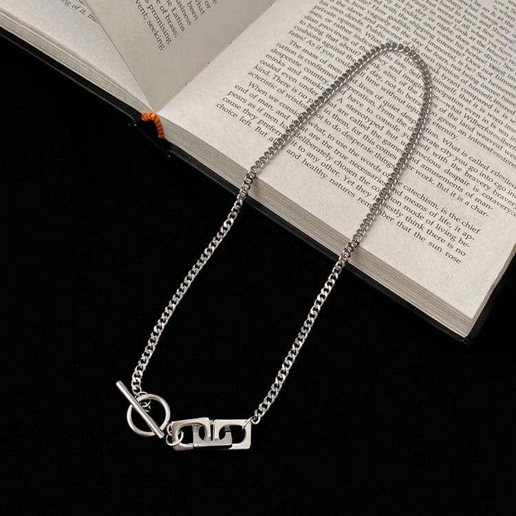 Унисекс Ожерелье-чокер из титановой стали с квадратной цепью - Холодный стиль с OT-застежкой