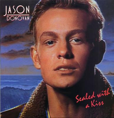 7-дюймовая пластинка JASON DONOVAN - Sealed With A Kiss PWL39 PWL Records 1989 UK Танцевальная и электронная музыка Б/у