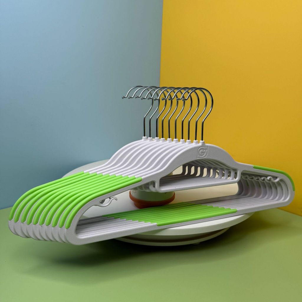 Big White Nonslip Plastic Hanger For Clothes And Pants Storage With Flexible Rotation