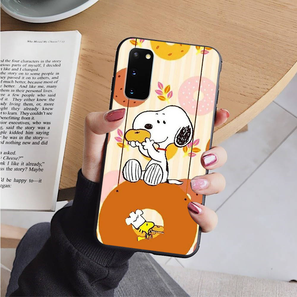 AN10 милый черный чехол Snoopy для iPhone 16 15 Plus 14 13 12 11 Pro 8 7 6S SE 5S X XR XS Max Realme C30 C33 C31 9I Huawei Y8P Y9 Sofe Cover
