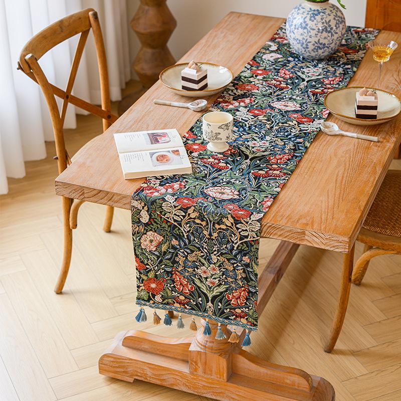 American Retro Floral Table Runner Long Decorative Cloth for Coffee TV Dining Table Atmosphere Fabric Cover