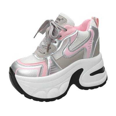 Модные высокие кроссовки на платформе для женщин, новинка 2024 года, сетчатая обувь, удобная повседневная обувь на толстой танкетке высотой 10 см, дышащие кроссовки