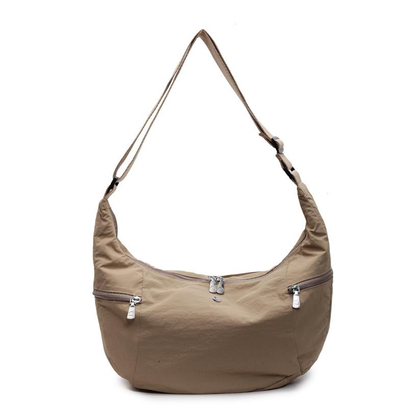 One-shoulder Oblique Span Large-capacity Dumpling Bag, New Commuter, Light and Fashionable Fitness Yoga Bag