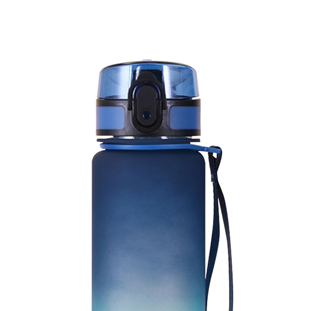 750 мл матовая бутылка для воды с ручкой градиентная спортивная бутылка для спортзала (синий)