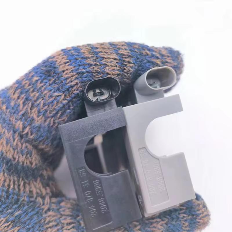 A2048703158 Левый/Правый Переключатель Замок Капота Переключатель Капота Для Mercedes Benz W205 W204 W212 ML C E Класса A2048704458