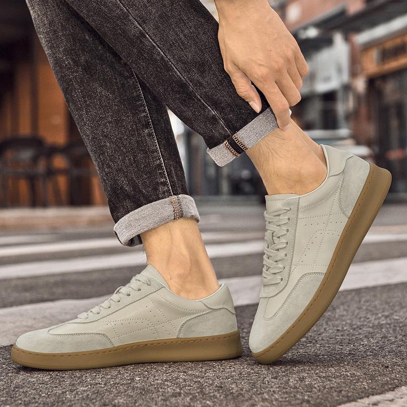 Fashion Men's Casual Shoes Suede Patchwork Leather Sports Shoes Breathable Round-toed Lace-up Lightweight and Comfortable Walking Shoes