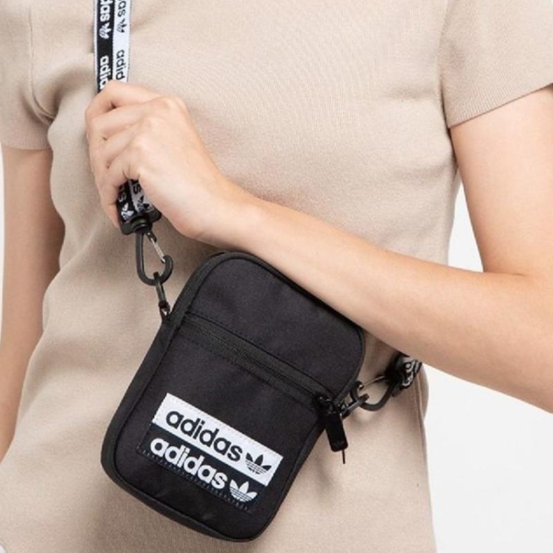 Adidas Originals Polyester Shoulder Bag Crossbody Bag Regular Unisex Black Adidas EJ0975