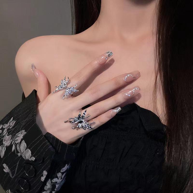 Открытые кольца в стиле панк с жидкой бабочкой, регулируемые женские кольца, модные винтажные металлические кольца для пар, готические преувеличенные ювелирные изделия