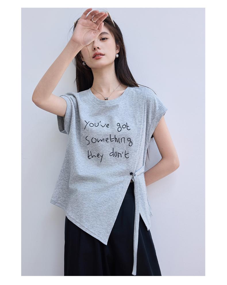 Summer 'Lazy Shoulder Signature' Korean style design with age reducing embroidery letters and off shoulder sleeves T-shirt