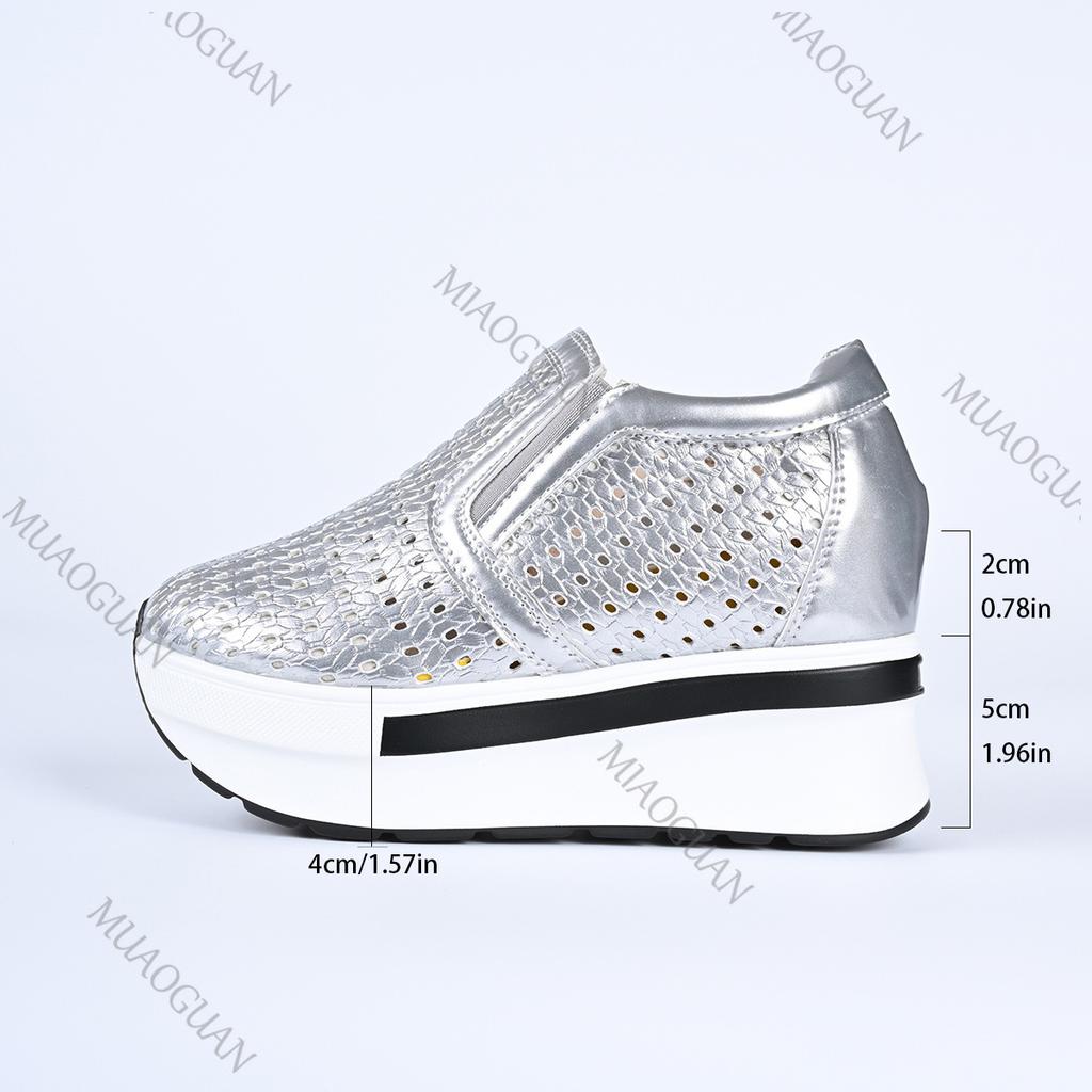 Мода Новые Вулканизированные Туфли с Вырезами Женские 2025 Весна Осень Однотонные Увеличение Роста Женская Обувь Повседневные Слипоны Кроссовки на Платформе