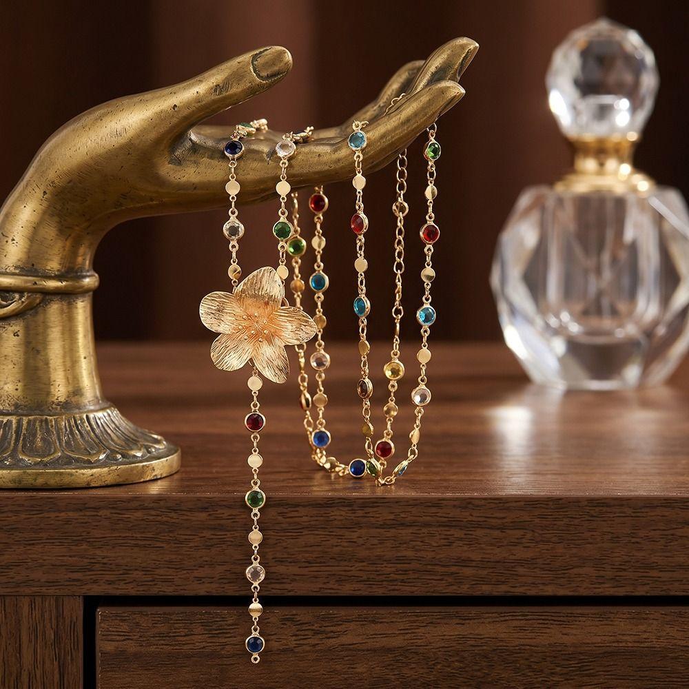 2 PCS Elegant Clavicle Chain Simple Colorful Rhinestones Necklace Flower-shaped Necklace  Gatherings