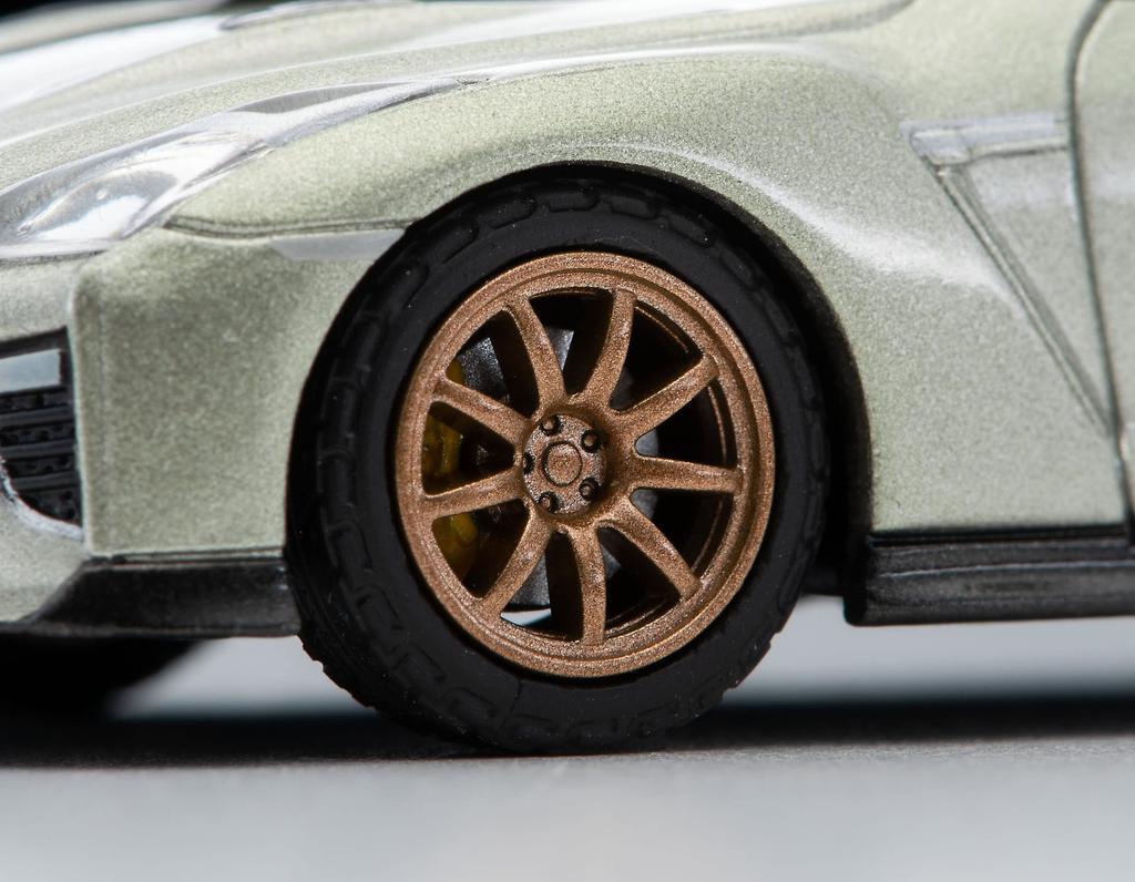 TOMYTEC Tomica Limited Vintage Neo Nissan Премиум-издание Миллениум Джаде 1/64 LV-N266a GT-R T-spec (Готовая модель)