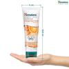 Himalaya Скраб для лица с апельсином для удаления загара 50 г Упаковка 1 Мягкое отшелушивание Увлажняющий Уход за кожей