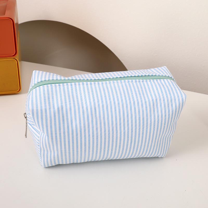 Student Grid Pattern Triangle Pencil Case With Striped Fabric For Portable School Supplies