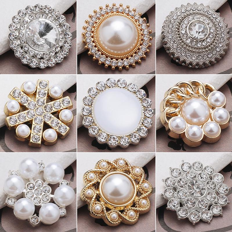 Rhinestone Metal Buttons for Women's Coats & Sweaters - Hand Sewn Fragrance-Style Round Alloy Decorations