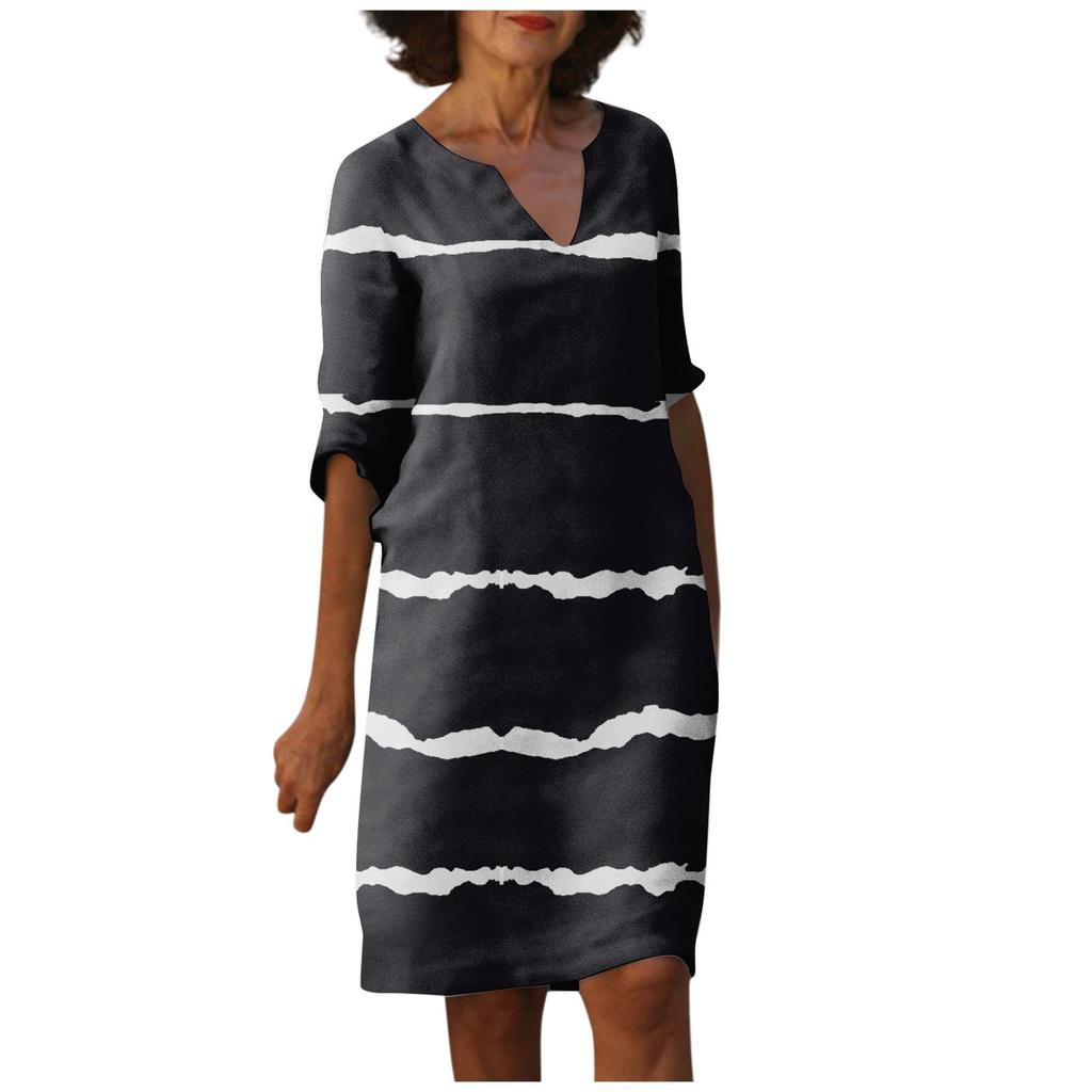 Women's Summer Vintage Print V-neck Half-sleeve Dress Light Breathable Dress