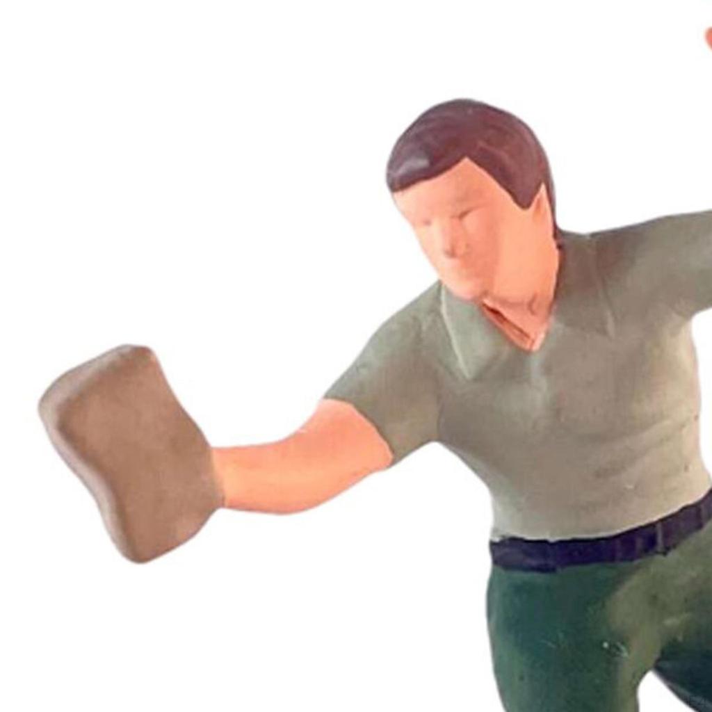 2 Pieces 1/64 People Figures Set Layout S Scale DIY Projects Micro Landscape Movie Props Resin