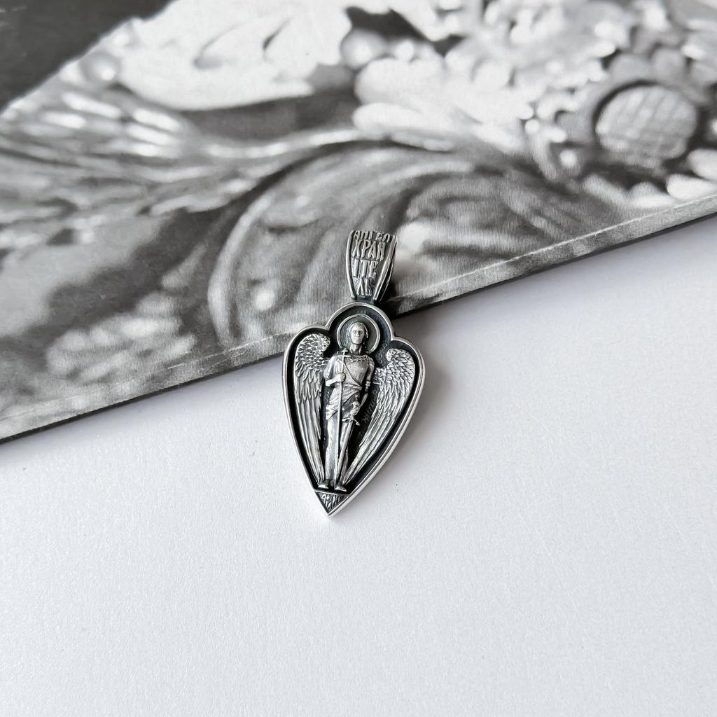 Серебряная подвеска без камней (2156536)