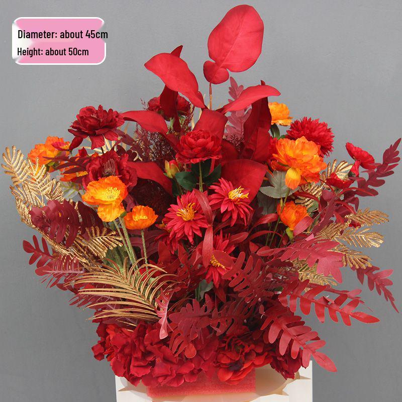 Свадебная композиция из эвкалиптового шелка: Декор прохода и сцены в горшках