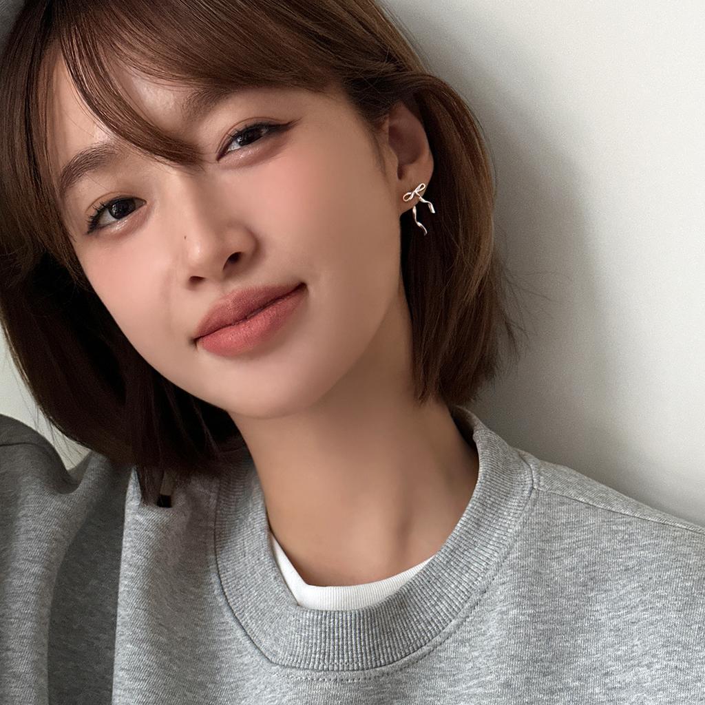 Silver needle ribbon bow stud earrings Mori series sweet little fragrant earrings niche high-end spring new earrings