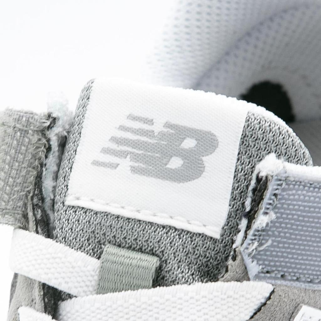 Подростковые кроссовки New Balance YV373