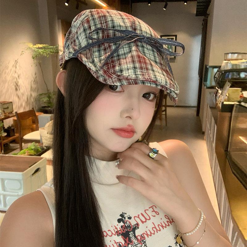 Клетчатая шляпа в британском стиле с бантом, женская, 2024 года, новая, ретро, универсальная, кепка газетчика, показывающая лицо, маленькая, берет