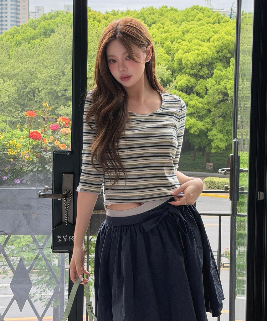 Roem [Roem X Eunchae] Flare Mini Skirt Rmwhg26Yt1