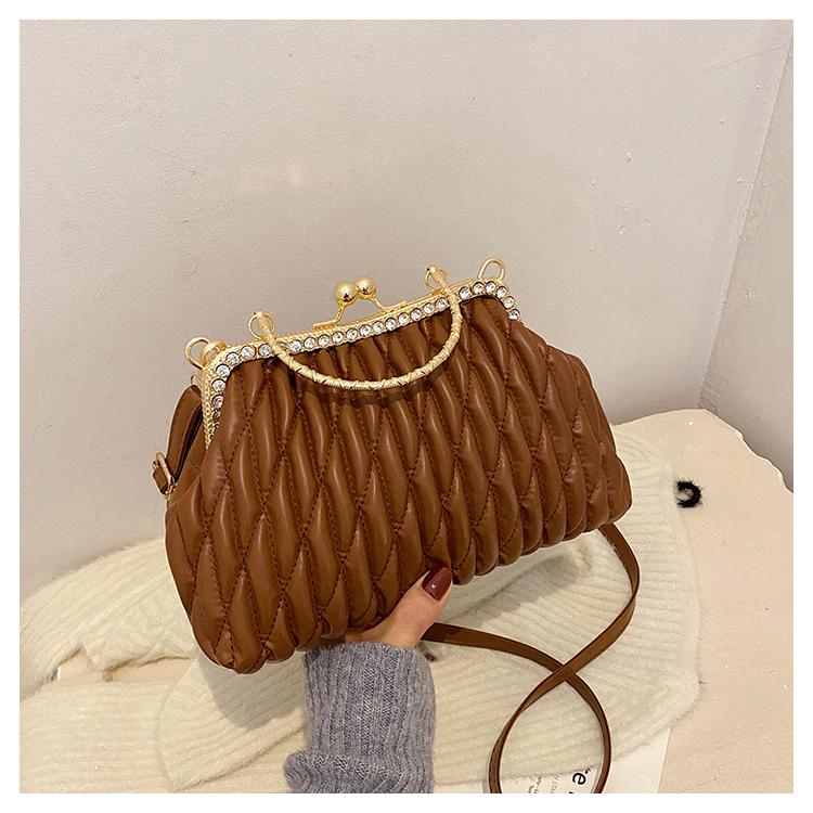 2026 New Shell Shaped Ladies Shoulder Bag with Sewn Car Lines Metal Handle Small Evening Handbag for Women