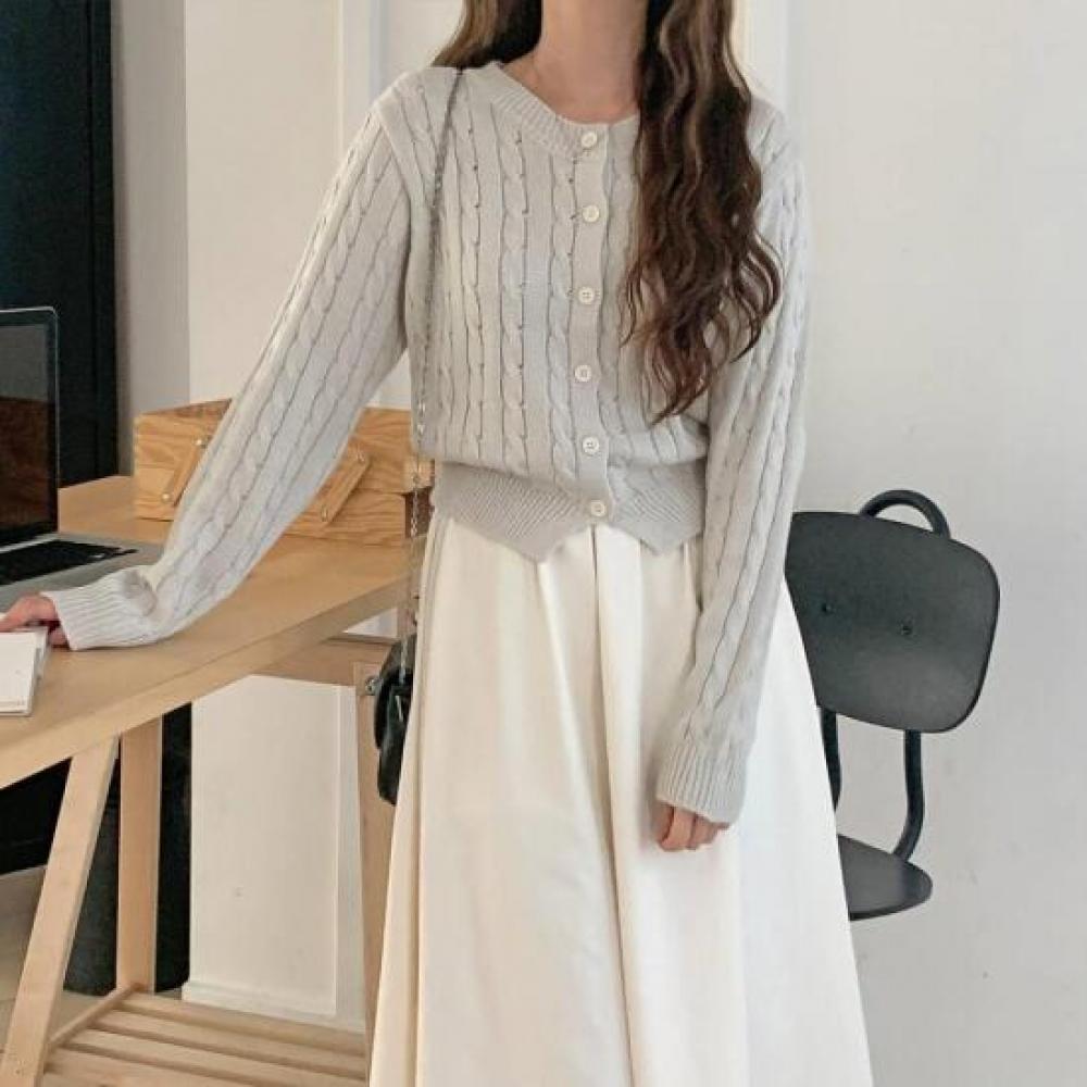 New Arrivals Open Run Slim Fit Round Neck Knit Cardigan