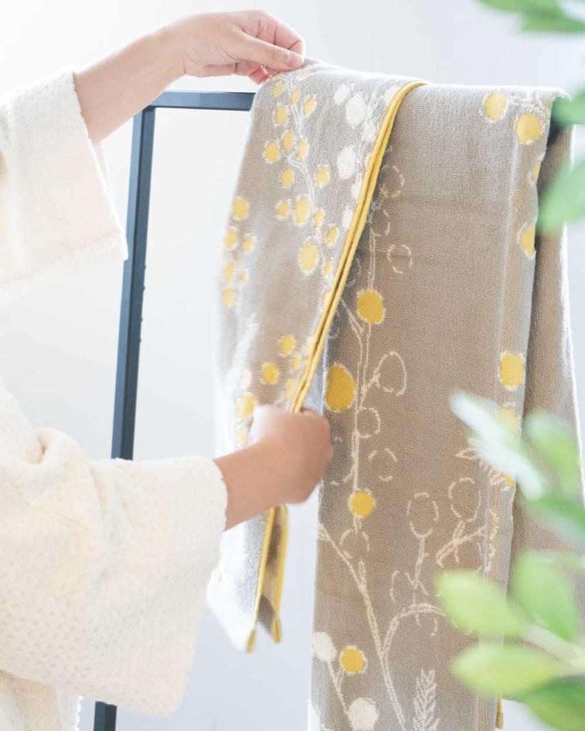 Полотенце Imabari Taoyaka Floral Bath Towel Сертифицированный набор из 2 шт. Водопоглощающие, произведенные в Японии, хлопок 2 шт. 100% (Яблоко, Полотенца)