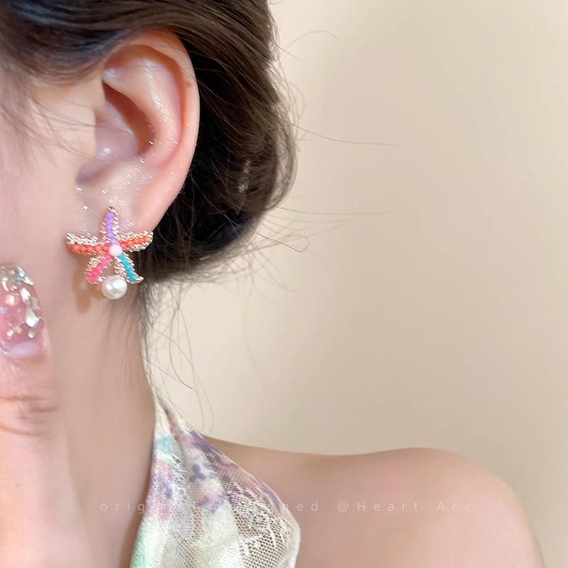 2025 New Romantic Seaside Vacation Style Starfish Earrings Women Classic Imitation Pearl Stud Earring Female Fashion Ear Zircon