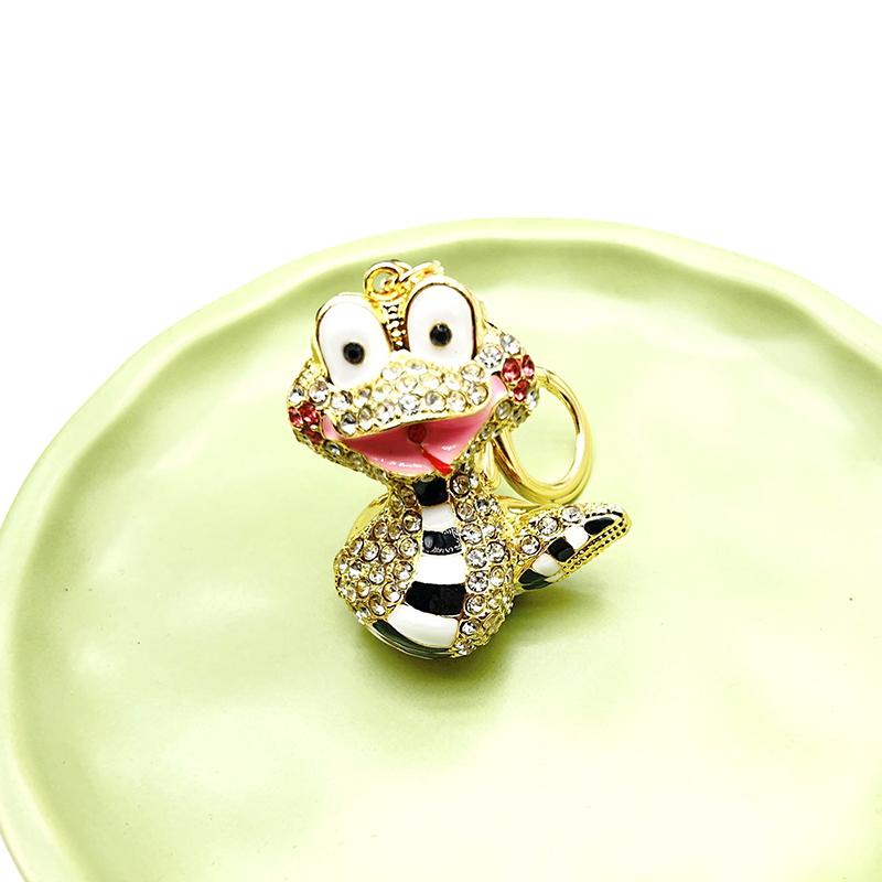 Креативные милые мультяшные бриллиантовые гвоздики капельное масло зодиак змея сплав животные сумки подвески аксессуары креативные подарки