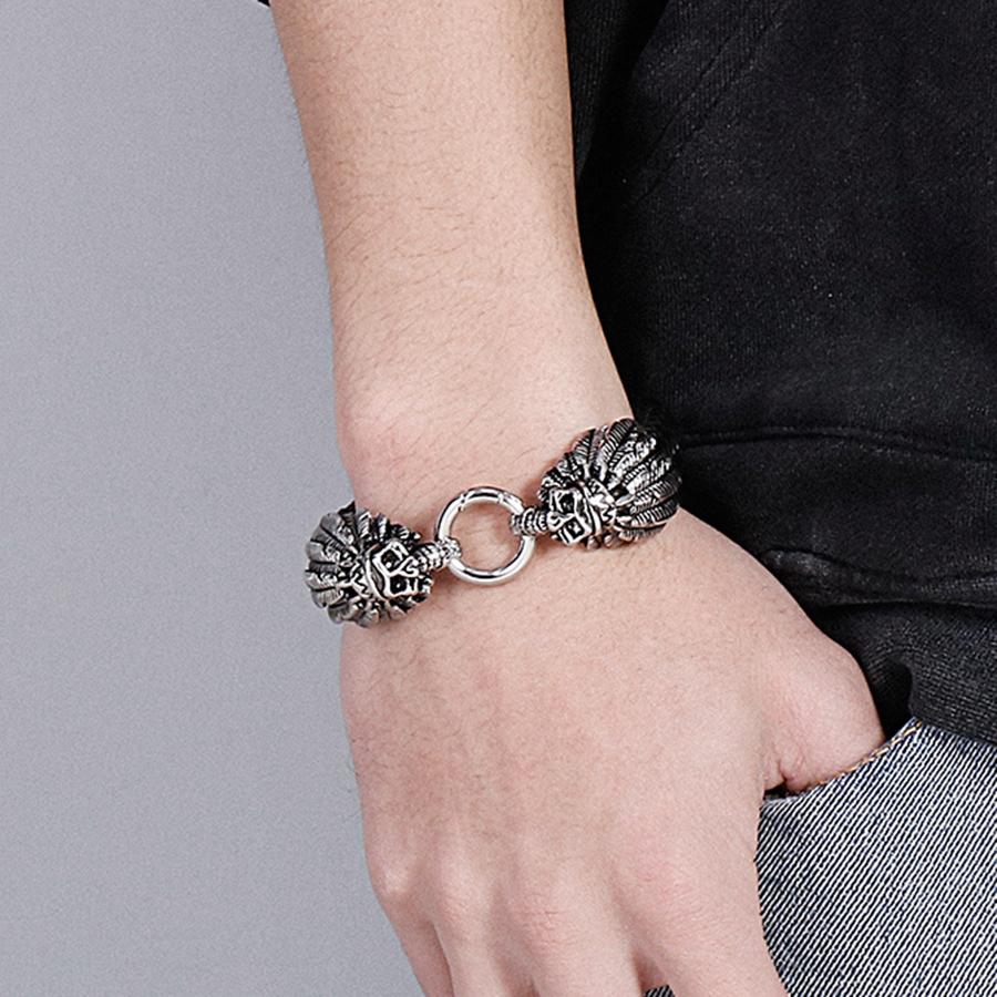 Готический панк-стиль Браслет с двойной головой черепа для мужчин Ретро Нержавеющая сталь и плетеная кожа Мужские браслеты-обертывания Ювелирный аксессуар