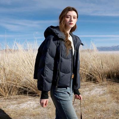 Sancai 2025 Зимняя 90% пуховая куртка из белого утиного пуха, свободная, короткая, с капюшоном