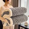 European Style Carved Velvet Warm Blanket for Bed Soft Fluffy Sofa Cover Blankets Super Warmth Autumn Winter Throw Blanket