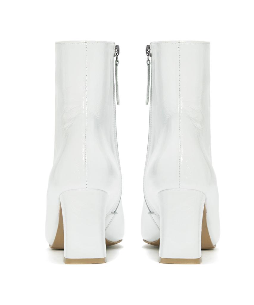 Briana Jenny Boots [White]